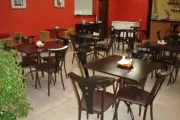 Mesas e cadeiras para churrascarias