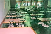Cadeiras e mesas para refeitórios Mesas