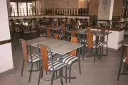 Mesas e cadeiras para restaurantes
