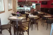 Mesas e cadeiras para bistrô