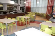 Mesas e cadeiras para restaurantes